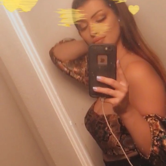 Meet your Posher, Victoria - Picture 5 of 5